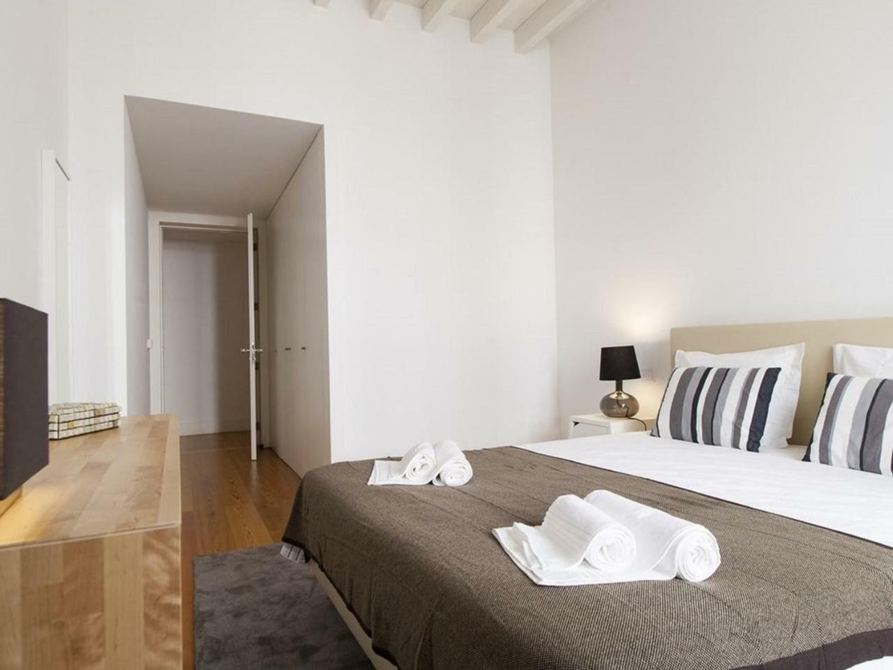 Chiado Premium By Homing Apartment Lisbon Exterior photo
